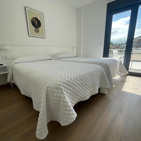 Hostal Montevideo Beachfront Nigrán Eksteriør billede