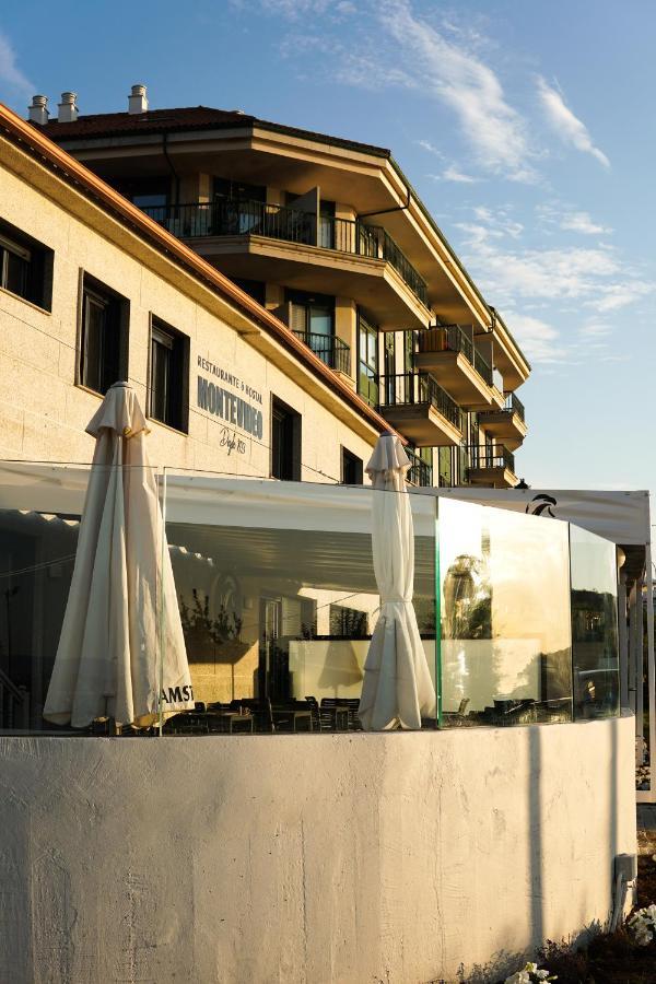 Hostal Montevideo Beachfront Nigrán Eksteriør billede