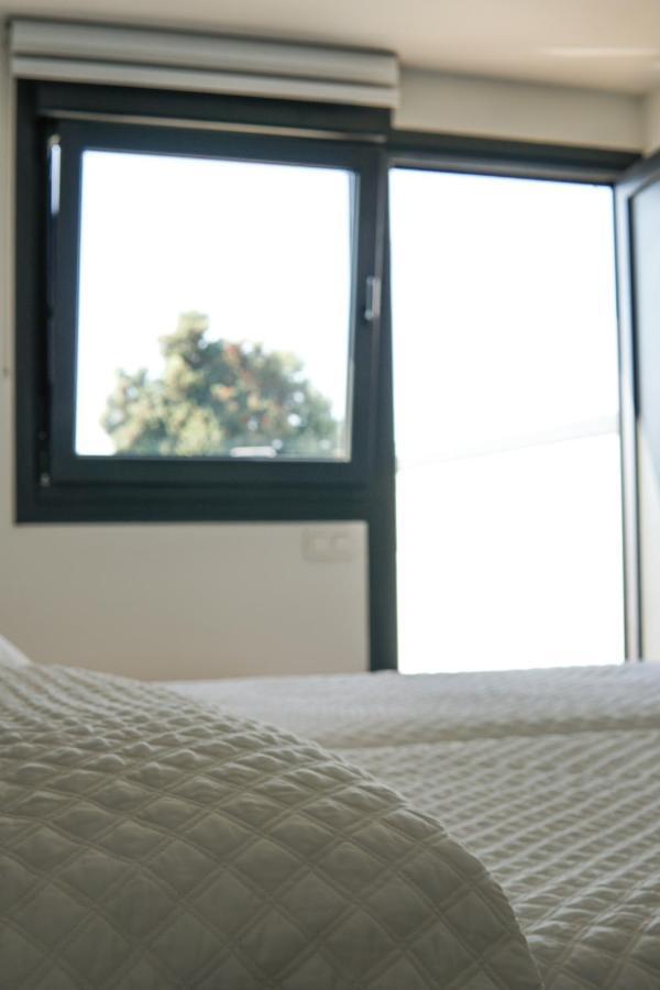 Hostal Montevideo Beachfront Nigrán Eksteriør billede
