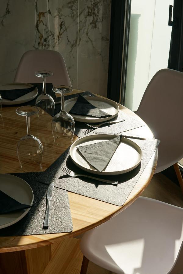 Hostal Montevideo Beachfront Nigrán Eksteriør billede
