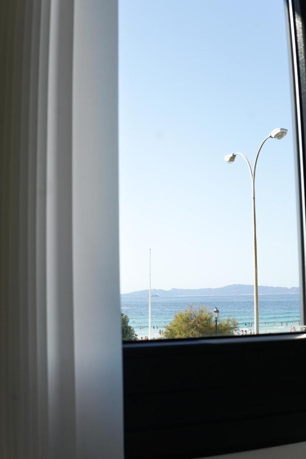 Hostal Montevideo Beachfront Nigrán Eksteriør billede