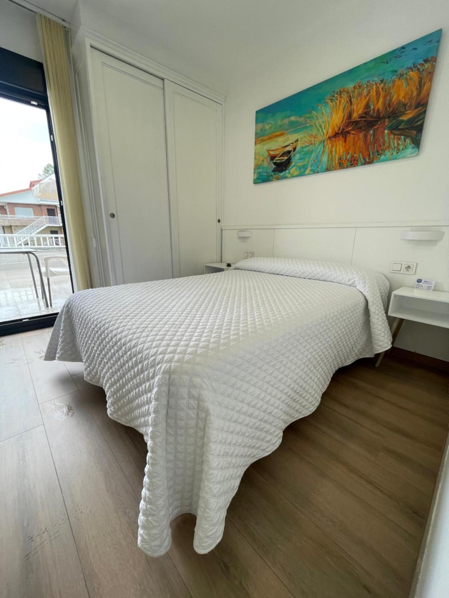 Hostal Montevideo Beachfront Nigrán Eksteriør billede