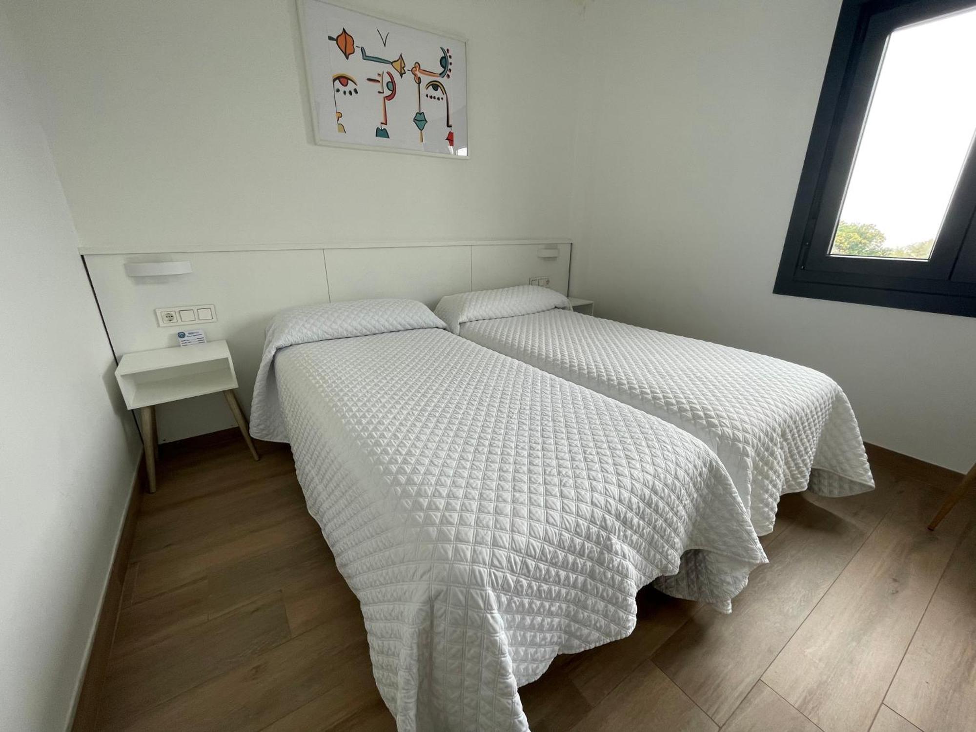 Hostal Montevideo Beachfront Nigrán Eksteriør billede
